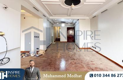 Apartment - 4 Bedrooms - 2 Bathrooms for sale in Smouha - Hay Sharq - Alexandria