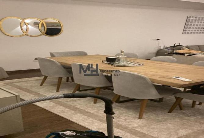 98274444 - Property Image 2