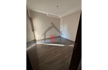 Apartment - 2 Bedrooms - 2 Bathrooms for sale in Park Side Residence - Zed Towers - Sheikh Zayed Compounds - Sheikh Zayed City - Giza