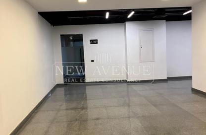 Office Space - Studio - 2 for rent in Lake Town Mall - 5th Settlement Compounds - The 5th Settlement - New Cairo City - Cairo