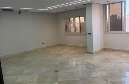 شقة - 3 غرف نوم - 2 حمامات للايجار في شارع عمارات ميلسا - مساكن المهندسين - مدينة نصر - القاهرة