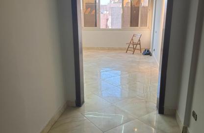 شقة - 3 غرف نوم - 2 حمامات للايجار في شارع عمارات ميلسا - مساكن المهندسين - مدينة نصر - القاهرة
