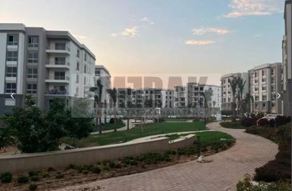 Apartment - 1 Bedroom - 1 Bathroom for sale in Hyde Park - New Cairo City - Cairo
