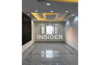 Apartment - 2 Bedrooms - 2 Bathrooms for sale in Mountain View Hyde Park - 5th Settlement Compounds - The 5th Settlement - New Cairo City - Cairo