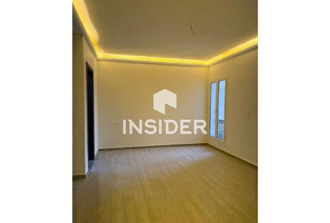 74050013 - Property Image 2