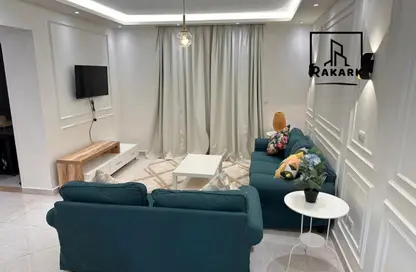 Apartment - 3 Bedrooms - 1 Bathroom for rent in Gardenia City Compound Nasr City - Zahraa Madinat Nasr - Nasr City - Cairo