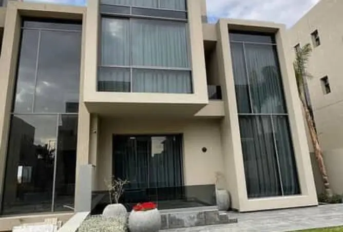 113825760 - Property Image 3