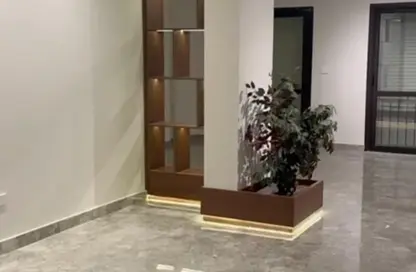 شقة - 3 غرف نوم - 3 حمامات للايجار في ذا كورت ياردز - كمبوندات الشيخ زايد - الشيخ زايد - الجيزة