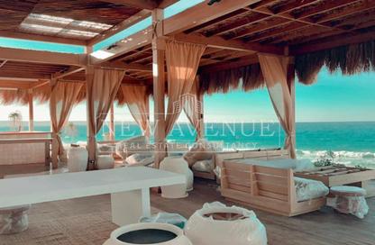 Chalet - 2 Bedrooms - 2 Bathrooms for sale in Ramla - Ras Al Hekma - North Coast