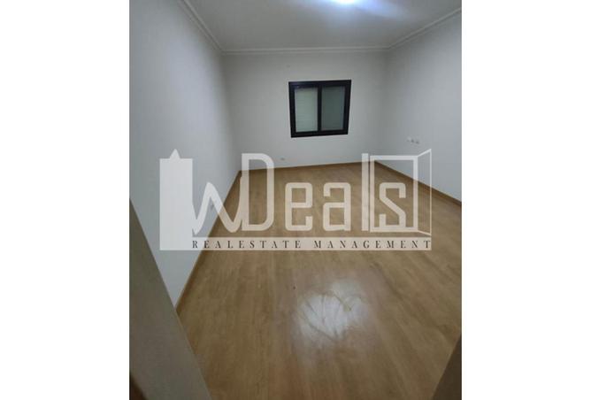 8574729 - Property Image 3