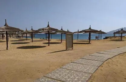 Chalet - 2 Bedrooms - 2 Bathrooms for sale in Blumar - Al Ain Al Sokhna - Suez