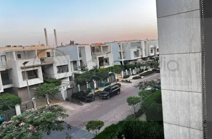 Apartment - 2 Bedrooms - 2 Bathrooms for sale in Moon Residences - Fifth Square - The 5th Settlement - New Cairo City - Cairo