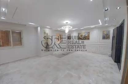 Apartment - 3 Bedrooms - 3 Bathrooms for sale in Shehab St. - Mohandessin - Giza