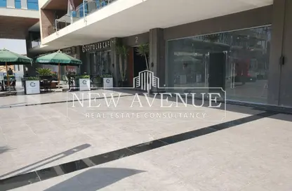 Retail - Studio - 1 Bathroom for rent in West Gate - 6 October Compounds - 6 October City - Giza