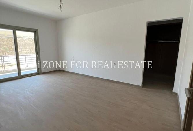 8596739 - Property Image 3