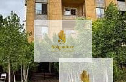 Apartment - 3 Bedrooms - 2 Bathrooms for sale in Mohamed Naguib Axis - Abou El Houl - New Cairo City - Cairo