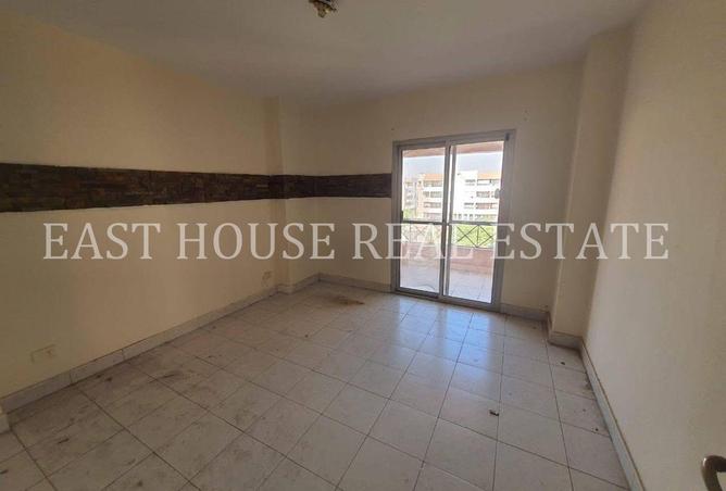 81832831 - Property Image 3