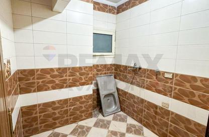 Apartment - 3 Bedrooms - 2 Bathrooms for sale in Shaarawy St. - Laurent - Hay Sharq - Alexandria Apartment - 3 Bedrooms - 2 Bathrooms for sale in Shaarawy St. - Laurent - Hay Sharq - Alexandria