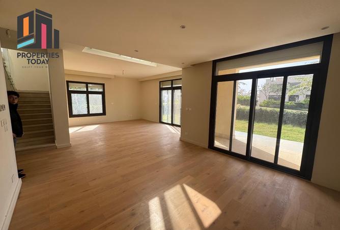 8700968 - Property Image 2