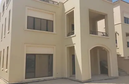 Villa - 4 Bedrooms - 4 Bathrooms for sale in Celesta Hills - Uptown Cairo - Mokattam - Cairo