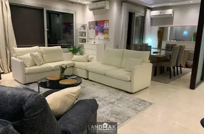 شقة - 2 غرف نوم - 2 حمامات للبيع في فيلدج جيت - المستثمرين الجنوبية - مدينة القاهرة الجديدة - القاهرة