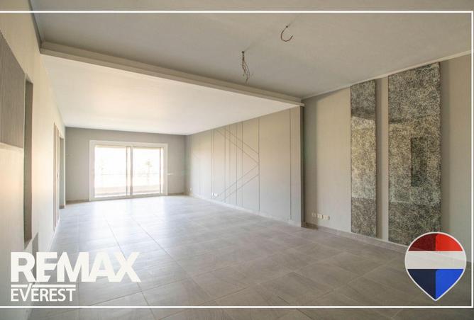 57743179 - Property Image 3