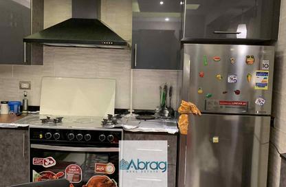 Apartment - 3 Bedrooms - 3 Bathrooms for sale in Zayed 2000 - 4th District - Sheikh Zayed City - Giza