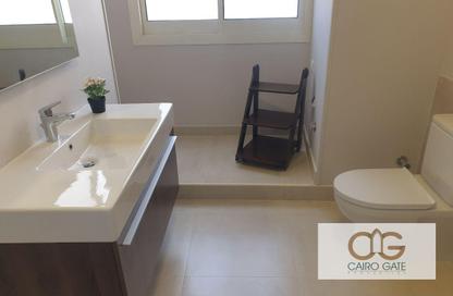 Apartment - 3 Bedrooms - 2 Bathrooms for rent in Mohamed Mazhar St. - Zamalek - Cairo