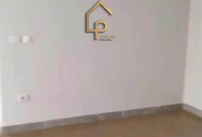 111306160 - Property Image 3