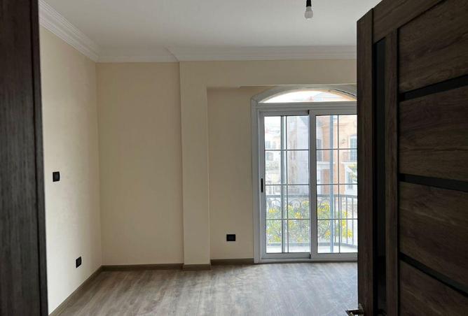 63893193 - صورة العقار 3