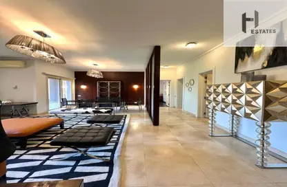 شقة - 3 غرف نوم - 3 حمامات للبيع في ذا فيلدج - المستثمرين الجنوبية - مدينة القاهرة الجديدة - القاهرة