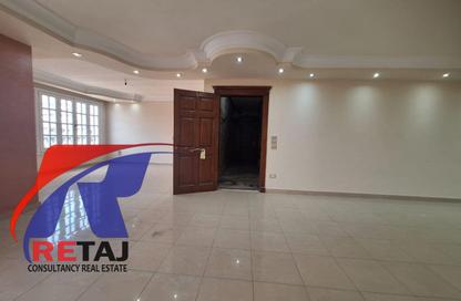 Apartment - 3 Bedrooms - 2 Bathrooms for rent in Makram Ebeid St. - 6th Zone - Nasr City - Cairo