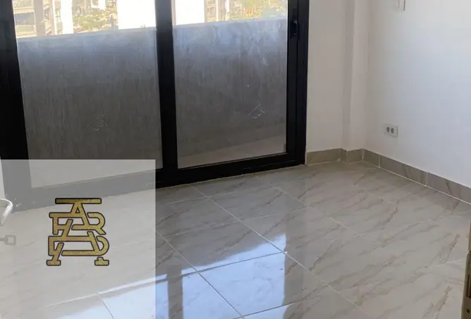 83133163 - Property Image 3