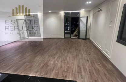 Apartment - 3 Bedrooms - 3 Bathrooms for sale in Eastown - 5th Settlement Compounds - The 5th Settlement - New Cairo City - Cairo