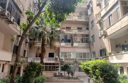 Apartment - 2 Bedrooms - 2 Bathrooms for sale in Al Gezira El Wosta St. (Yousef Kamel) - Zamalek - Cairo
