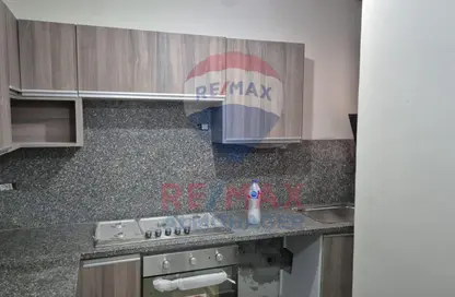 شقة - 2 غرف نوم - 3 حمامات للايجار في أو ويست - كمبوندات 6 أكتوبر - مدينة 6 أكتوبر - الجيزة