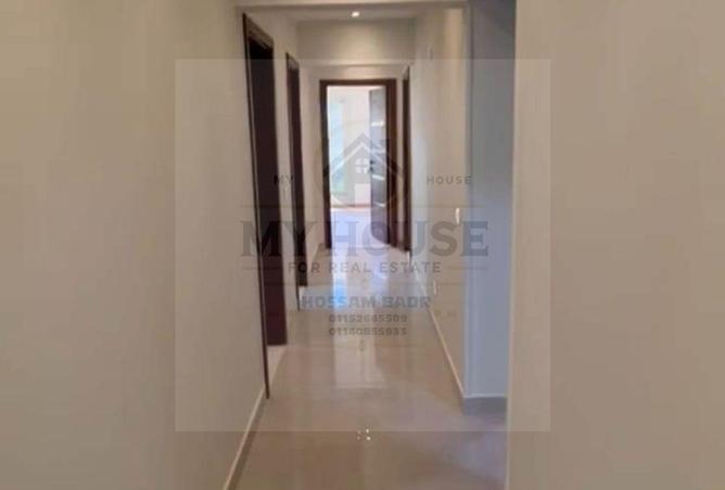 52196845 - Property Image 3