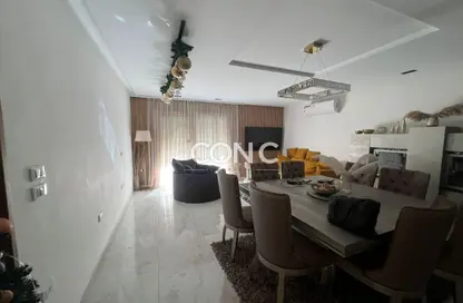 فيلا - 4 غرف نوم - 4 حمامات للبيع في سيتي جيت - كمبوندات التجمع الخامس - التجمع الخامس - مدينة القاهرة الجديدة - القاهرة