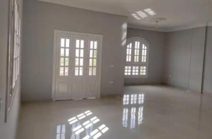 Apartment - 3 Bedrooms - 3 Bathrooms for rent in Doctor Ali Mosharafa St. - Al Narges 6 - Al Narges - New Cairo City - Cairo
