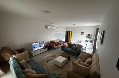 Apartment - 2 Bedrooms - 2 Bathrooms for rent in One 16 - Sheikh Zayed Compounds - Sheikh Zayed City - Giza