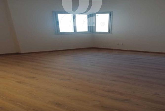 76228135 - Property Image 2