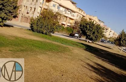 Apartment - 3 Bedrooms - 2 Bathrooms for sale in Al Narges 3 - Al Narges - New Cairo City - Cairo