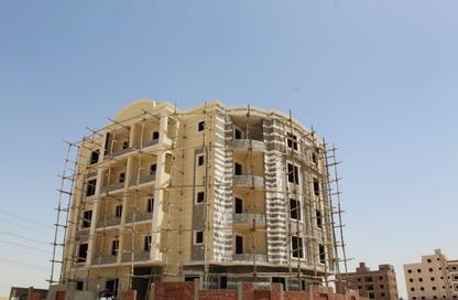 Apartment - 3 Bedrooms - 3 Bathrooms for sale in Bait Alwatan - The 5th Settlement - New Cairo City - Cairo