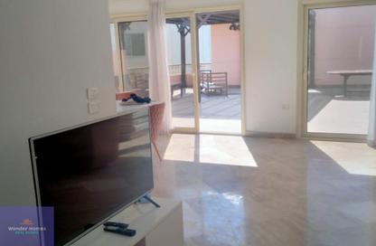 Penthouse - 2 Bedrooms - 2 Bathrooms for sale in Sarayat Al Maadi - Hay El Maadi - Cairo