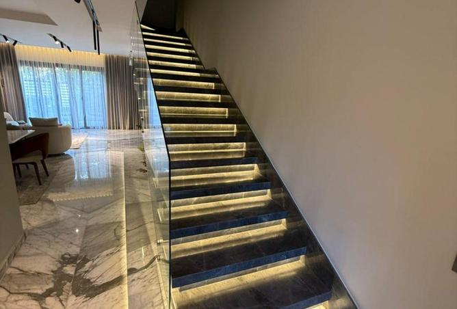 8602611 - Property Image 2