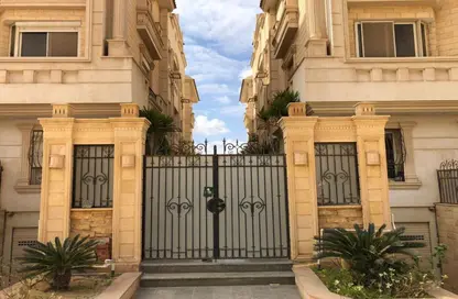 دوبلكس - 4 غرف نوم - 4 حمامات للايجار في طريق الشروق - المجاورة الاولي - الحي الثامن - مدينة الشروق - القاهرة