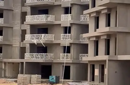 Apartment - 2 Bedrooms - 3 Bathrooms for sale in Green 6 - 6 October Compounds - 6 October City - Giza