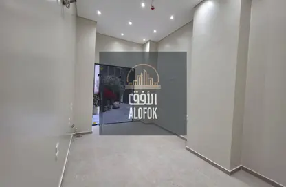 Shop - Studio for rent in Mohamed Naguib Axis - North Investors Area - New Cairo City - Cairo