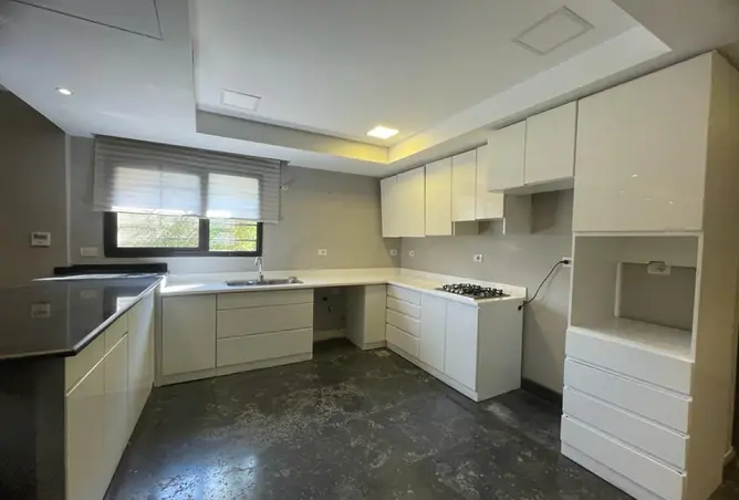94910704 - Property Image 3