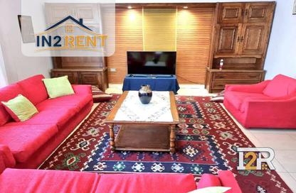 Apartment - 2 Bedrooms - 1 Bathroom for rent in Sarayat Al Maadi - Hay El Maadi - Cairo